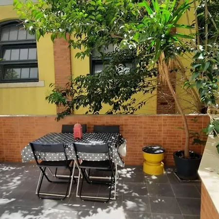 Charming Sunny Terrace / One Bedroom Apartamento *